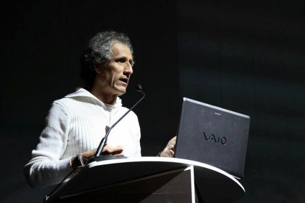 PAOLO BARNARD PROPONE L'UNICA GENIALE SOLUZIONE IMMEDIATA. E GLI INDIGNATI CONTESTANO IL RE DELL'INDIGNAZIONE