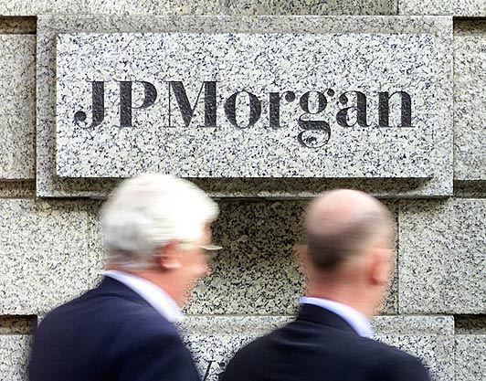 PERCHE' LA “JP MORGAN” LA FA FRANCA, ANCHE SE SCOMMETTE MALE