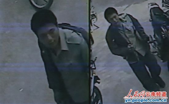 DINAMITARDO SUICIDA IN CINA: EROE O EROINA ?