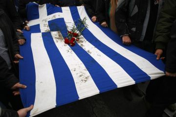 IL PIANO PER BUTTARE LA GRECIA FUORI DALL' EURO