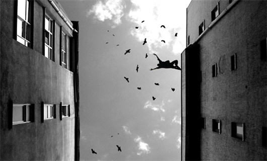 SUICIDIO