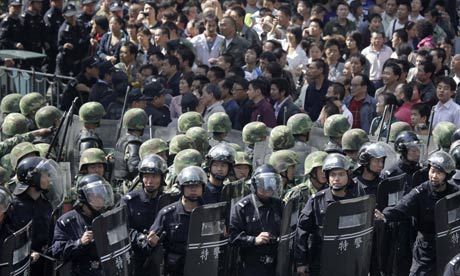 CINA: RECESSIONE NEL 2015, RIVOLTE GIA’ INIZIATE