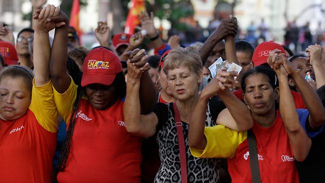 I NEMICI DI CHAVEZ VEDONO UN'OPPORTUNITA' NEL SUO CANCRO