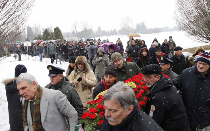 IN MORTE DI PROSPERO GALLINARI, IN VITA DEL GIUDICE CASELLI