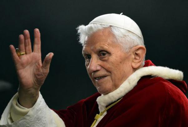 IL PAPA SI DIMETTE. NE SANNO NIENTE ALLO IOR ?