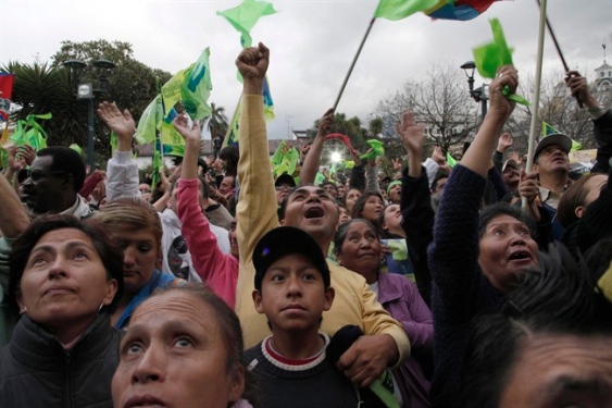 PERCHE' L’ECUADOR AMA RAFAEL CORREA