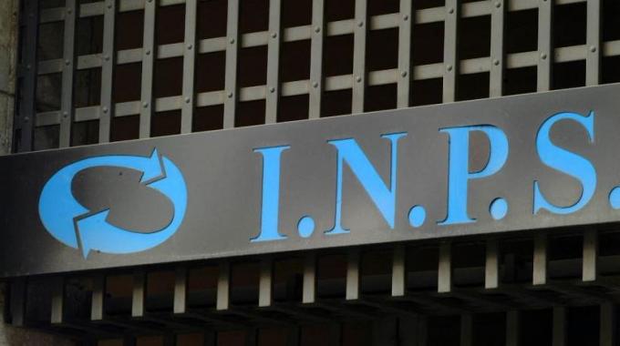COLLASSO INPS: SE NE ACCORGE - E LO NASCONDE - ANCHE REPUBBLICA