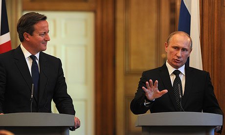 SULLA SIRIA CAMERON INSULTA LA NOSTRA INTELLIGENZA, E SI PRENDE UNO SCHIAFFO VIRTUALE DA PUTIN