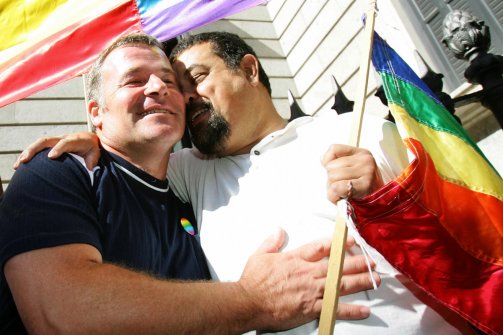 GOLDMAN, JP MORGAN E I MILIARDARI FINANZIANO IL MATRIMONIO GAY