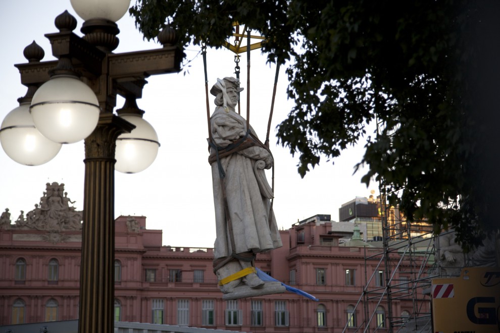 CRISTOFORO COLOMBO, LA POLITICA LATINO AMERICANA, L'EUROPA E IL PASSATO-CHE-NON-PASSA