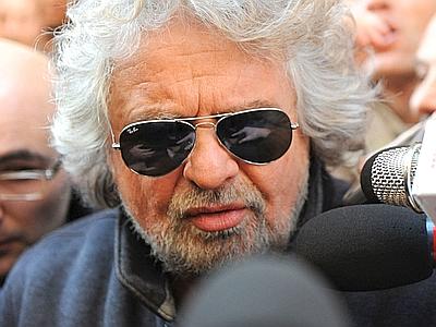 GRILLO CONTRO LE PEN E ORBAN: MA COSA STAI FACENDO ?