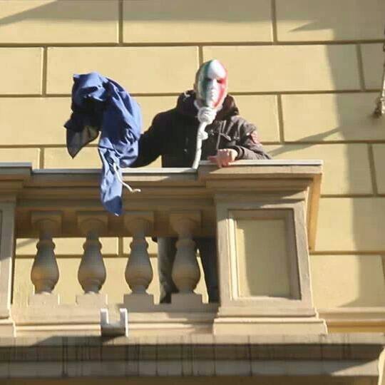 SOLO UN FASCISTA DI MERDA ?