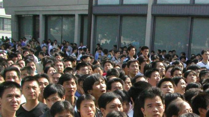 LO YUAN AVANZA. E LA CINESIZZAZIONE ANCHE