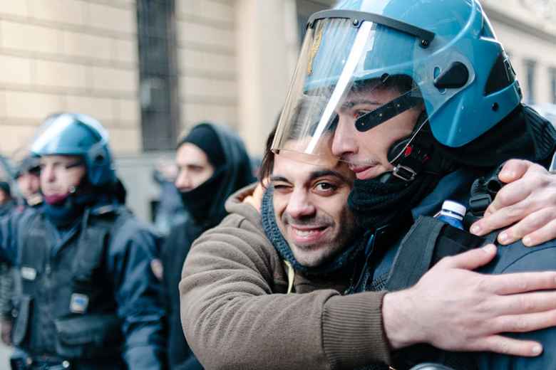 PROTESTE, E' IL TEMPO DELLA PRIMAVERA ITALIANA ?