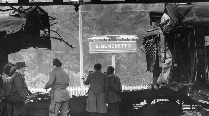 L'ETERNO BALLLETTO DELLE STRAGI E DEI MISTERI D'ITALIA