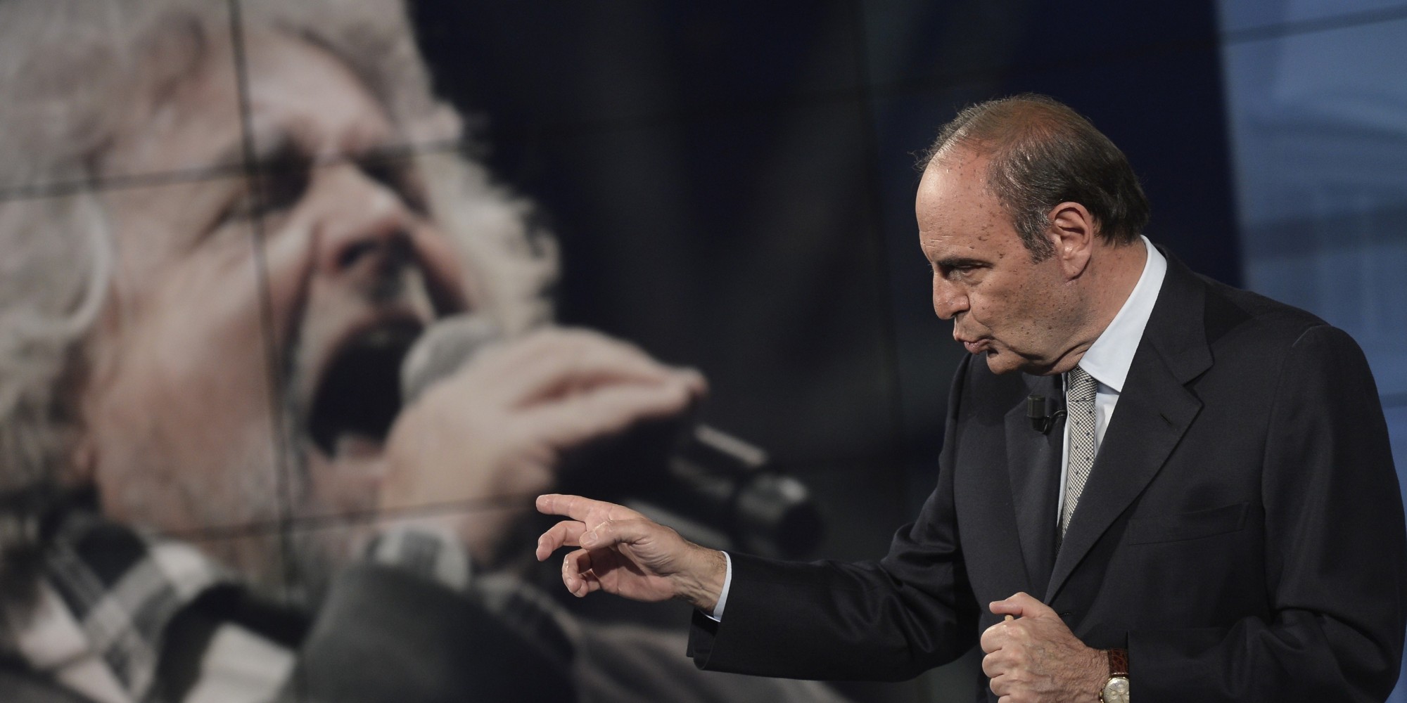 GRILLO DA VESPA, IL VETRINISTA DELLA POLITICA