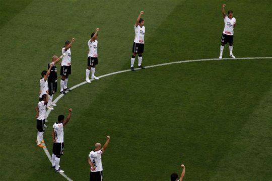 QUANDO LE STAR DEL CALCIO RISCHIAVANO LA LORO CARRIERA