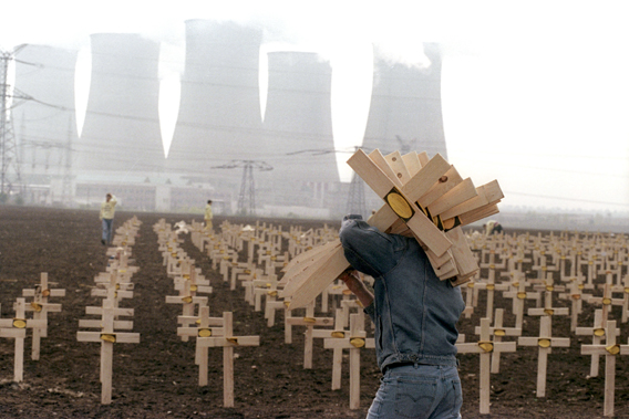 FEDERICO GHIZZONI E MARIO DRAGHI SIEDONO SU CHERNOBYL…