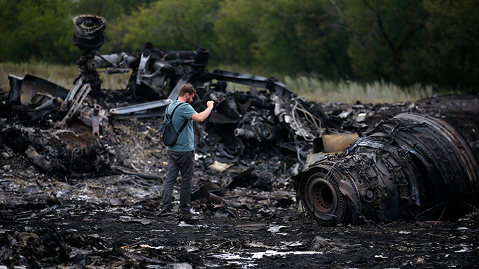 PERCHE’ UN MH17 SORVOLAVA UNA ZONA DI GUERRA DOVE SONO GIA’ STATI ABBATTUTI 10 AEREI ?