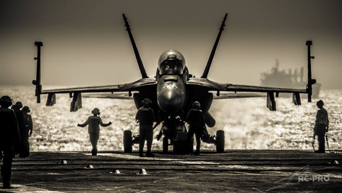 ECCO PERCHE' OBAMA STA BOMBARDANDO IL CALIFFO