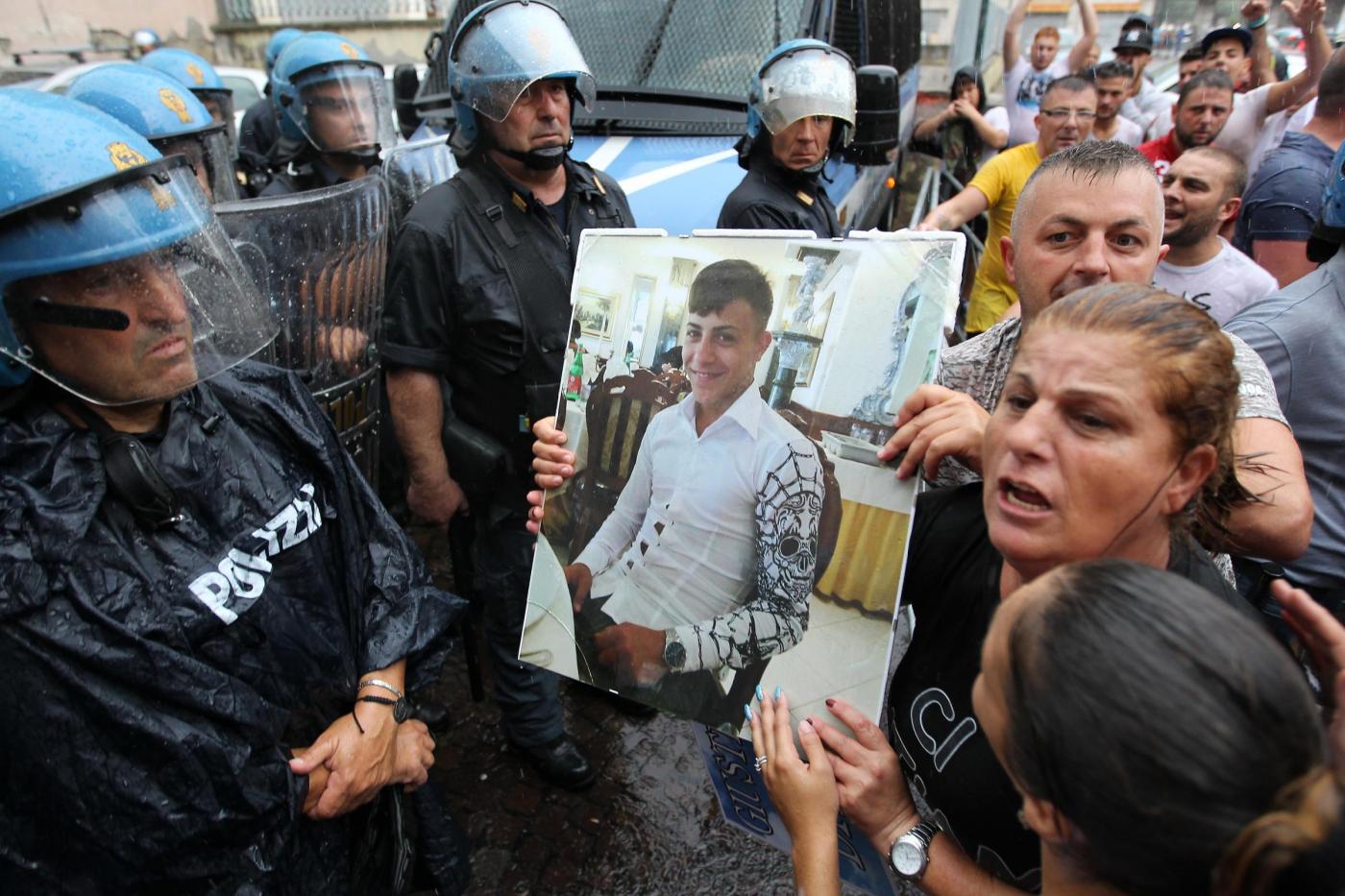 FERGUSON A NAPOLI