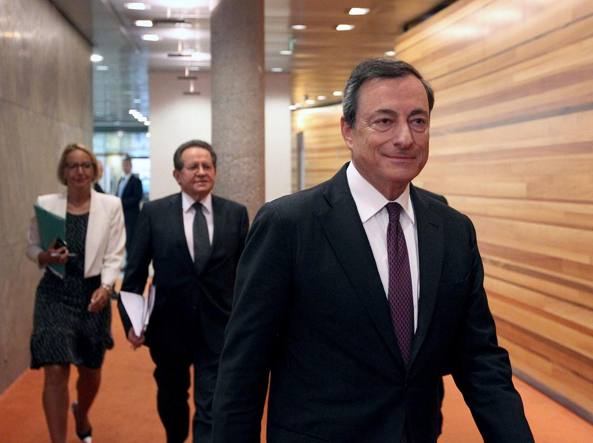 ABBIAMO VINTOOO! DRAGHI CROLLA E INVOCA KEYNES. YAHOOOOO!