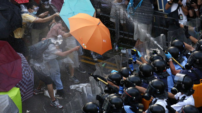 UCRAINA 2.0 - LA RIVOLUZIONE COLORATA A HONG KONG