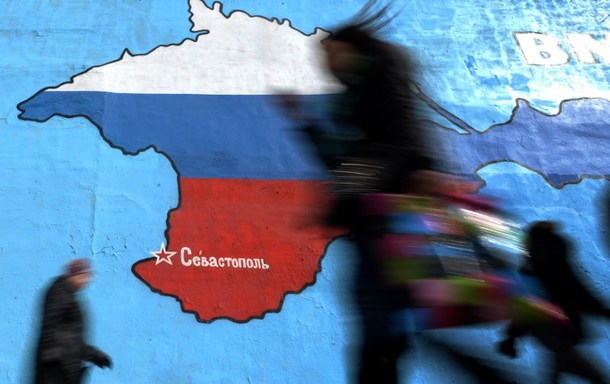 PREZZO DEL PETROLIO E GUERRE ENERGETICHE: L'IMPERO DEL FRACKING CONTRO LA RUSSIA