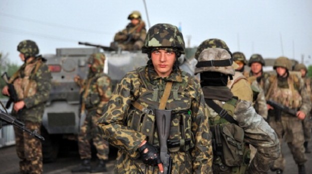 MILITARI AMERICANI VISITANO KIEV PER DISCUTERE SU UN POSSIBILE AIUTO MILITARE