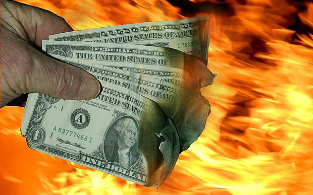 IL MONDO E' PIU' DOLLARIZZATO OGGI DI QUANTO MAI LO SIA STATO NELLA SUA STORIA
