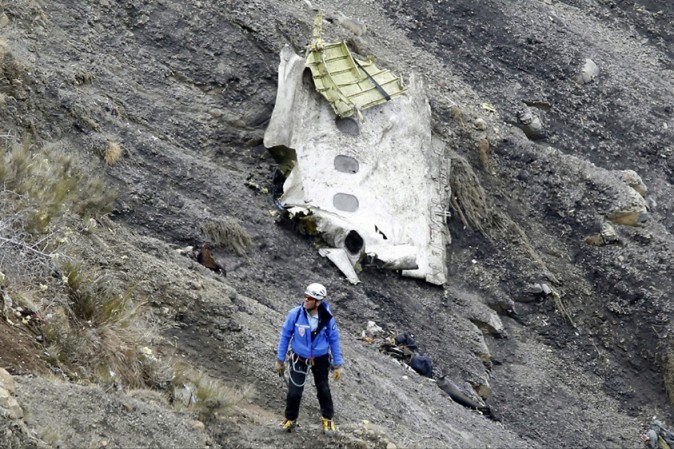 SUL VOLO GERMANWINGS 4U9525CI CI SONO DELLE COSE CHE NON TORNANO E VI SPIEGO QUALI