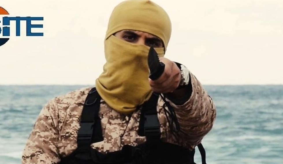 L’ISIS, LA LE PEN E IL GIOCO DELL’UOMO NERO. IN EUROPA E ARABIA LE TECNICHE DI CONDIZIONAMENTO SONO LE STESSE