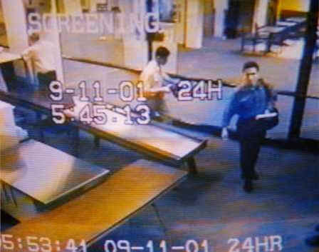 Video di sorveglianza all'aeroporto. Che ora è?