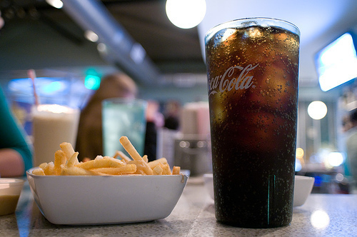 CANCRO, COLA, PATATINE E BUGIE