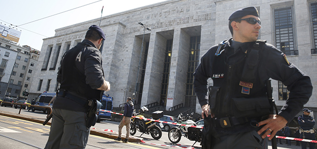 POLIZIA DI STATO E FUNERALI DI STATO: DAL G8 AL TRIBUNALE DI MILANO