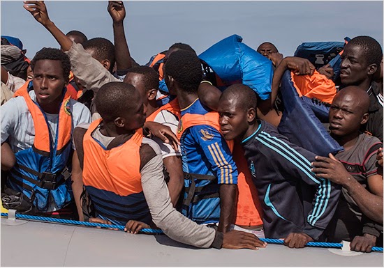 LEGALIZZARE L'IMMIGRAZIONE, LO ORDINANO I ROTHSCHILD