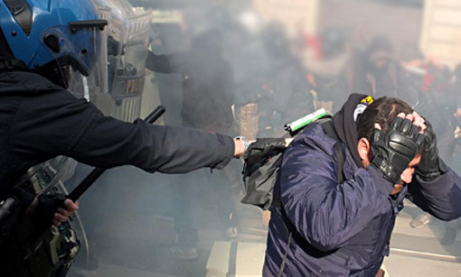 L'ITALIANO RIBELLE ? FORSE QUELLO IN MUTANDE