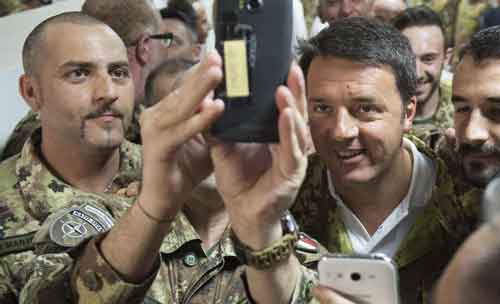 OMAGGIO A GEORGE ORWELL: I SELFIES