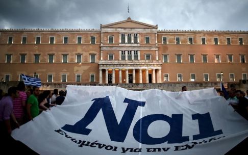 LA DEMOCRAZIA ATENIESE CONTRO GLI DEI NEOLIBERALI