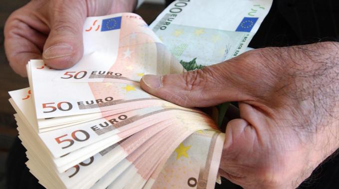 L'ELIMINAZIONE DEI CONTANTI. UN ULTERIORE PASSO VERSO LA DITTATURA BANCARIA