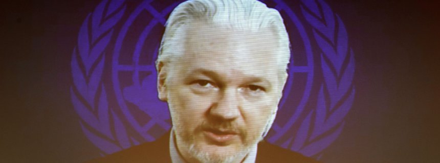 UN'INTRIGANTE E AVVINCENTE INTERVISTA A JULIAN ASSANGE
