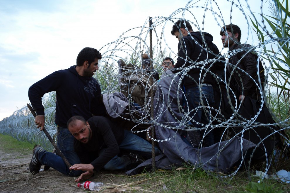 ESPLOSIONE MIGRANTI = COLLASSO