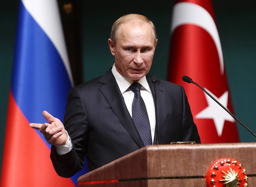 PUTIN NON HA FRENI E IL SULTANO E' NUDO