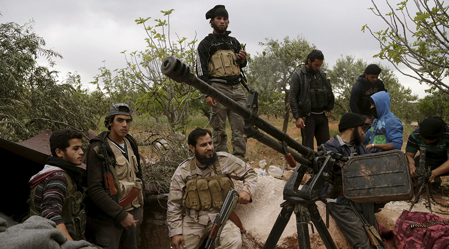 LA RUSSIA EFFETTUA FINO A 40 ATTACCHI AEREI AL GIORNO IN AIUTO AL FREE SYRIAN ARMY CHE COMBATTE I TERRORISTI