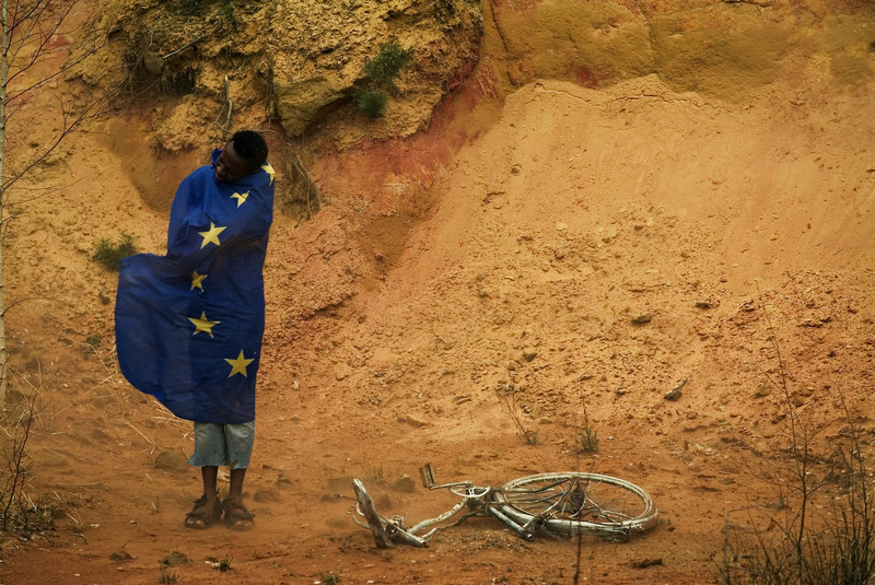 L'EUROPA STA PER DISINTEGRARSI ? INTERVISTA A NOAM CHOMSKY