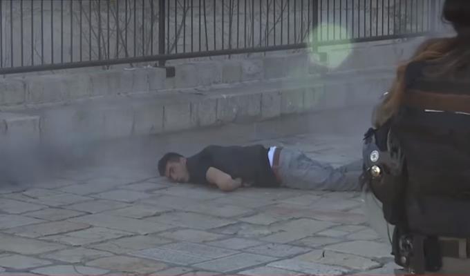 COSI' MUORE UN PALESTINESE