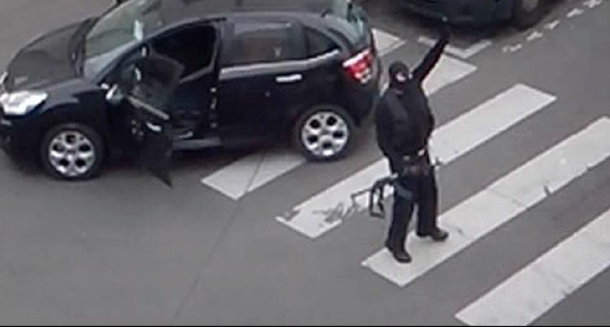 TU, POTRESTI DIVENTARE UN TERRORISTA ? GLI SCENARI PREVENTIVI DIFFUSI DAI MASS MEDIA PER LA SFIDA AL TERRORISMO DA PARTE DI UNA FORZA DI POLIZIA MONDIALE