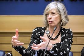 Welfare e immigrati: ecco cos’ha detto il ministro Giannini nell’intervista sparita dal web