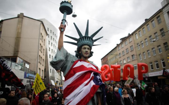 GUERRE ECONOMICHE: PERCHE' IL PILASTRO CENTRALE DELL'ORDINE MONDIALE E' A RISCHIO DI CROLLO SE IL TTIP SI SFASCIA