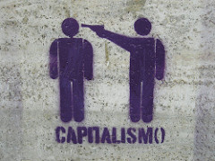 STRATEGIA DEL CAPITALISMO E DEBITO PUBBLICO